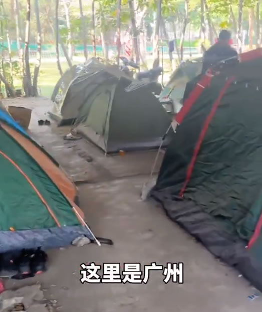 我们也有了像美国一样的“帐篷流民”了 IT职场 微新闻 第2张