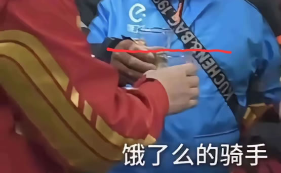 伟大的公司总能赢得人心，刘强东让人相信商业是有温度的